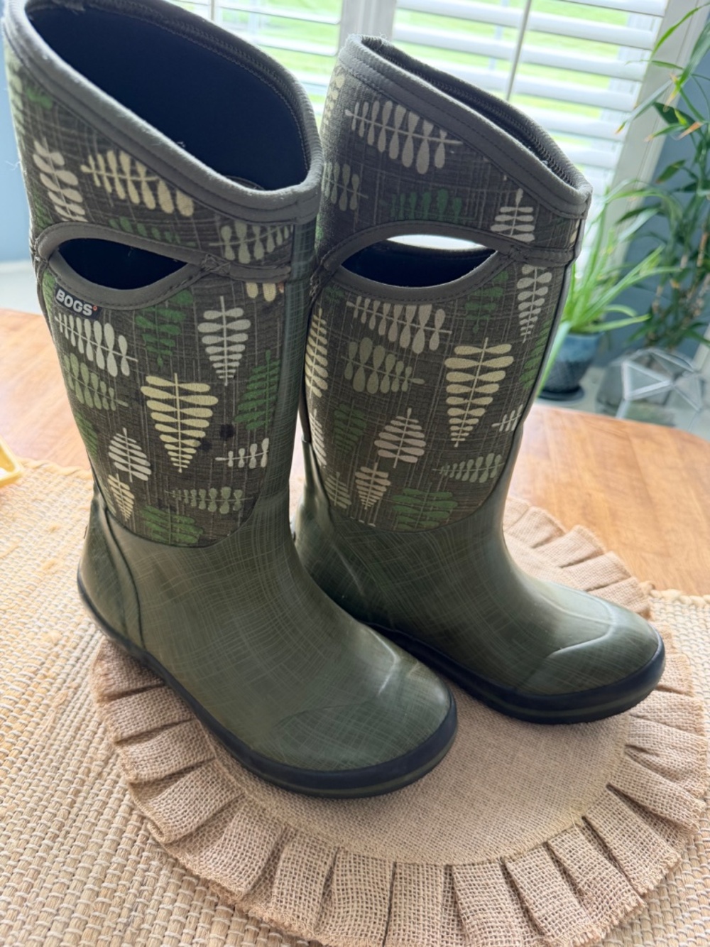 Bogs Fern Plimsoll High Boots Womens Size 7 Waterproof Treads Garden